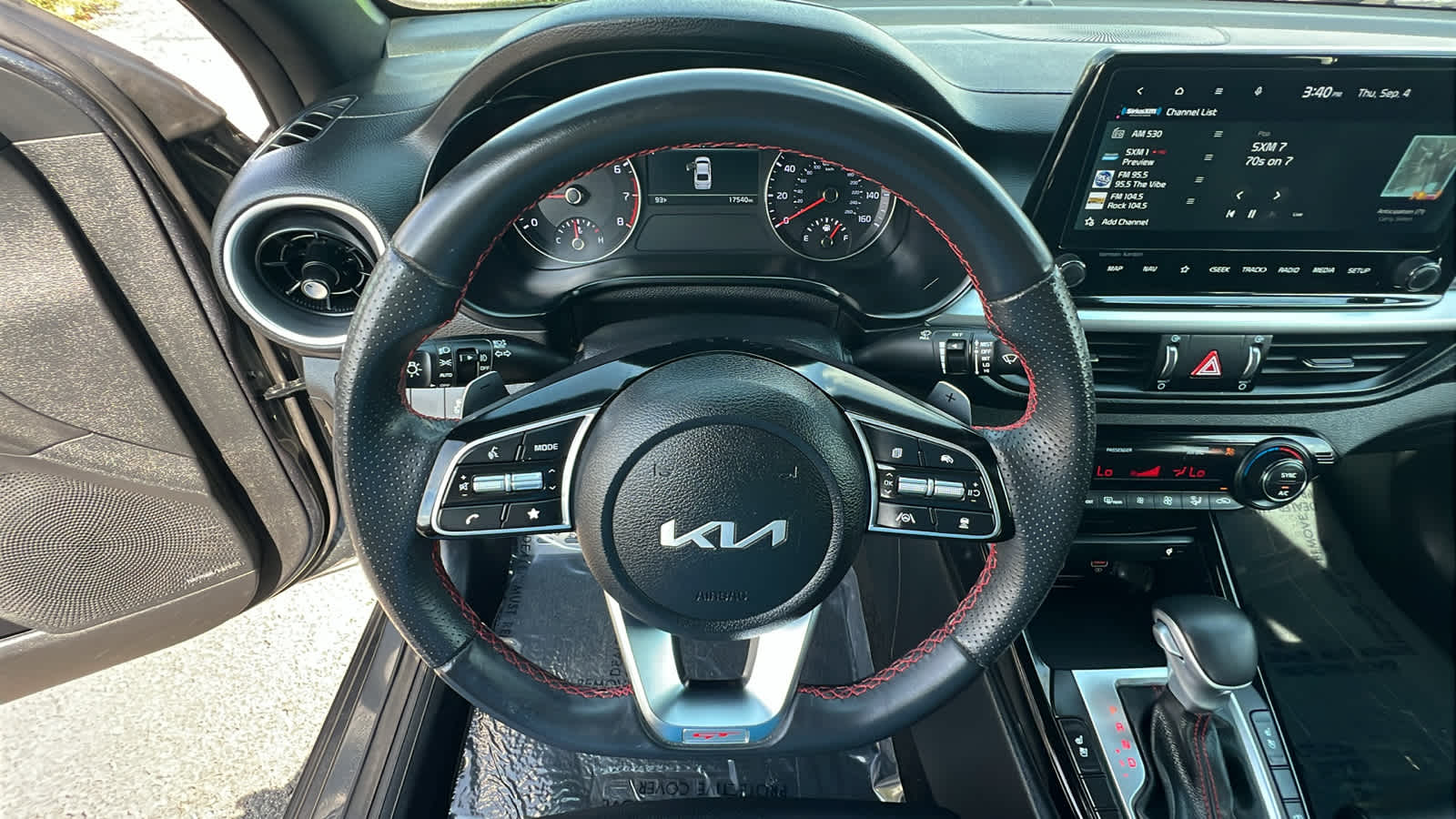 Thumbnail: 2024 Kia Forte - 18