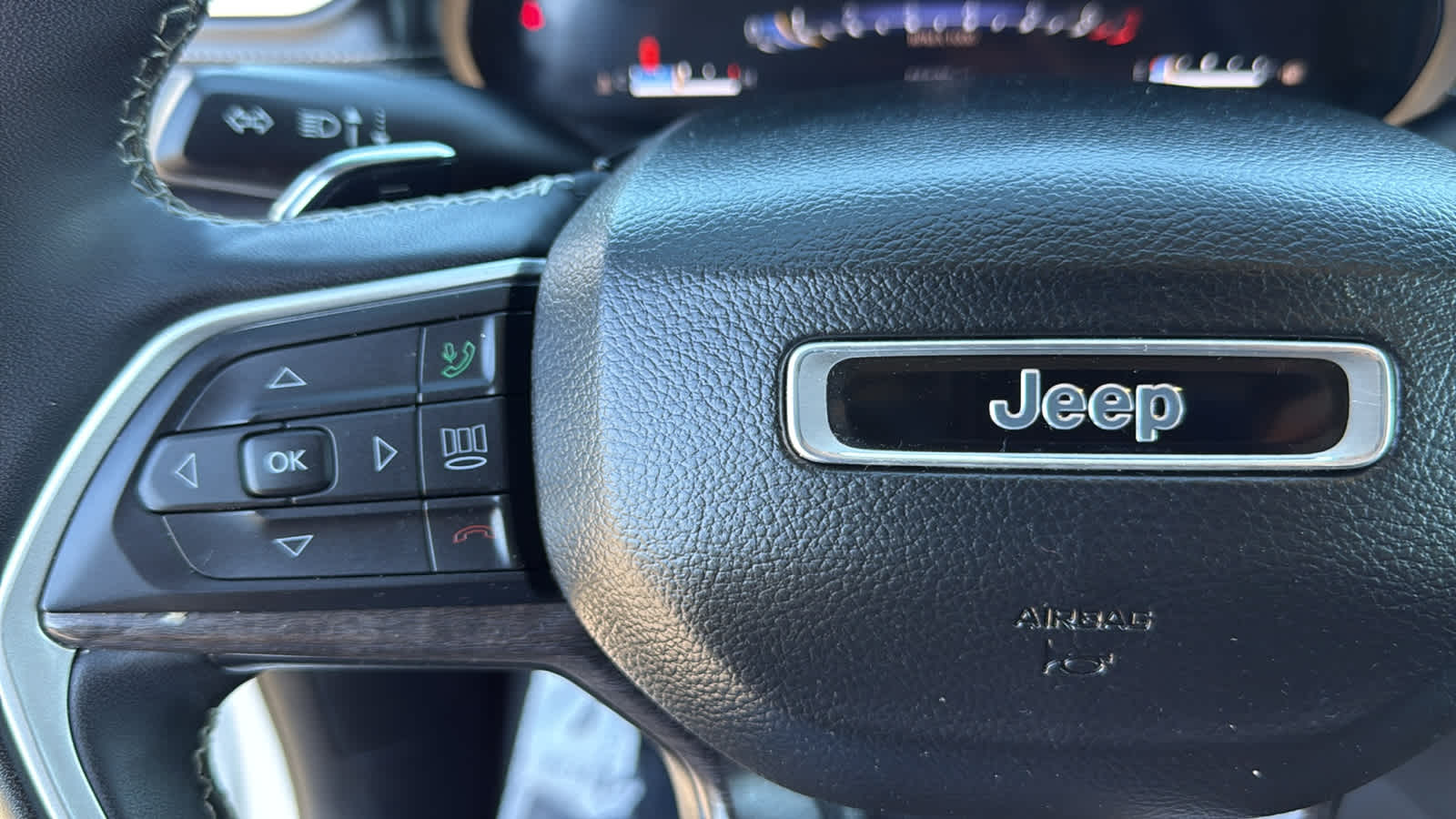 2023 Jeep Grand Cherokee Limited Edition 19