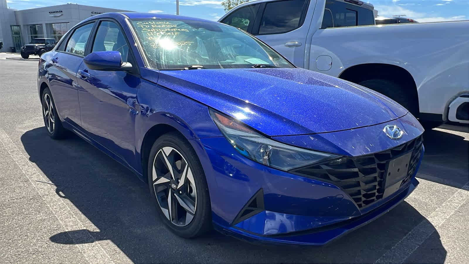 Thumbnail: 2023 Hyundai Elantra - 3
