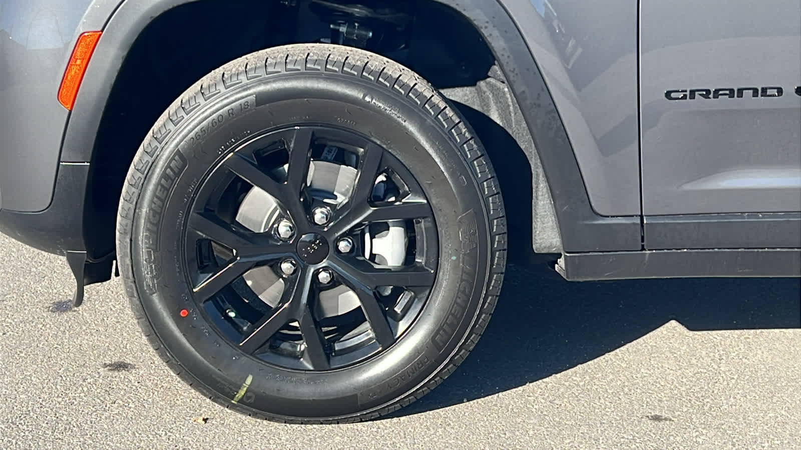 Thumbnail: 2026 Jeep Grand Cherokee - 9