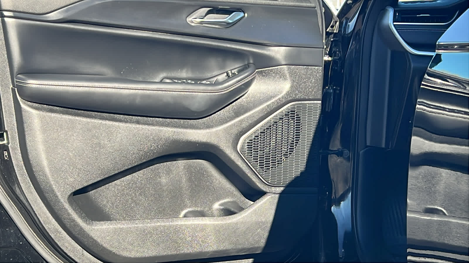 Thumbnail: 2024 Jeep Grand Cherokee - 23