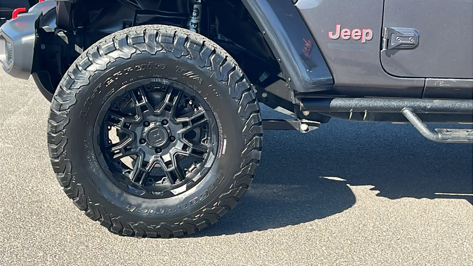 Thumbnail: 2020 Jeep Wrangler - 9