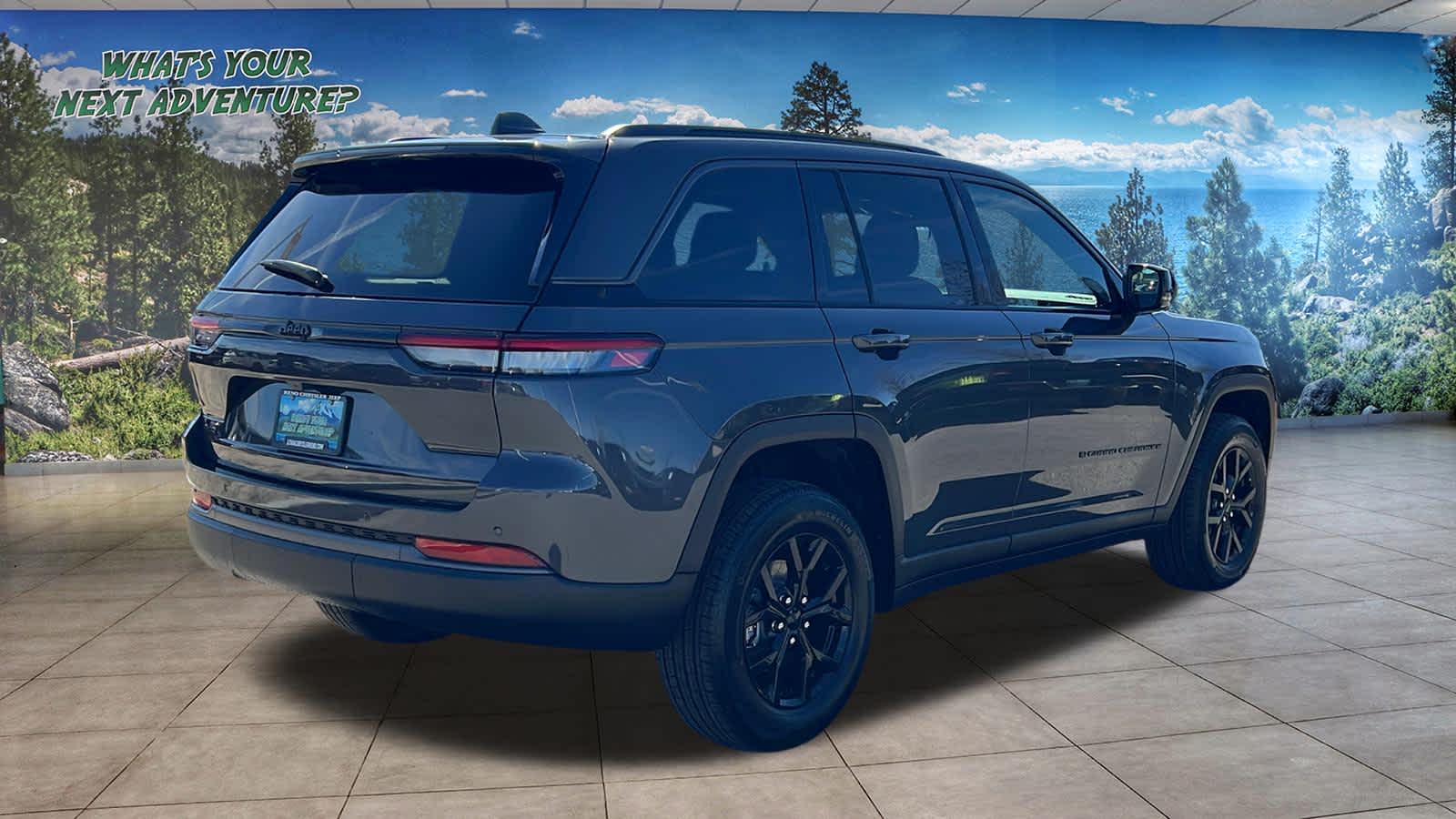 Thumbnail: 2026 Jeep Grand Cherokee - 5