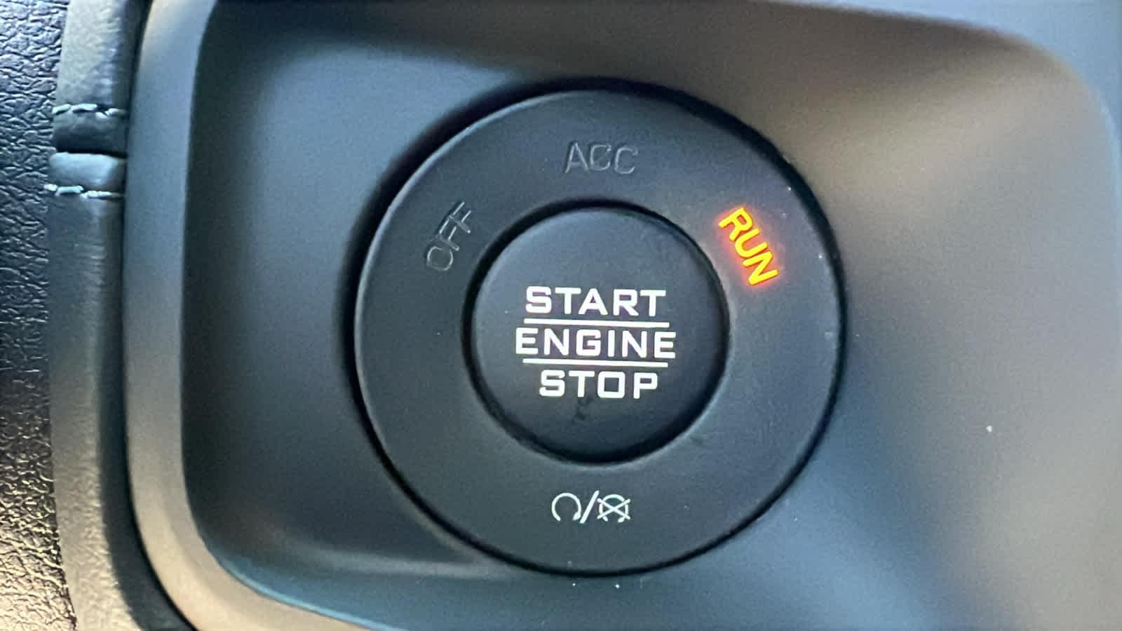 Thumbnail: 2025 Jeep Gladiator - 17