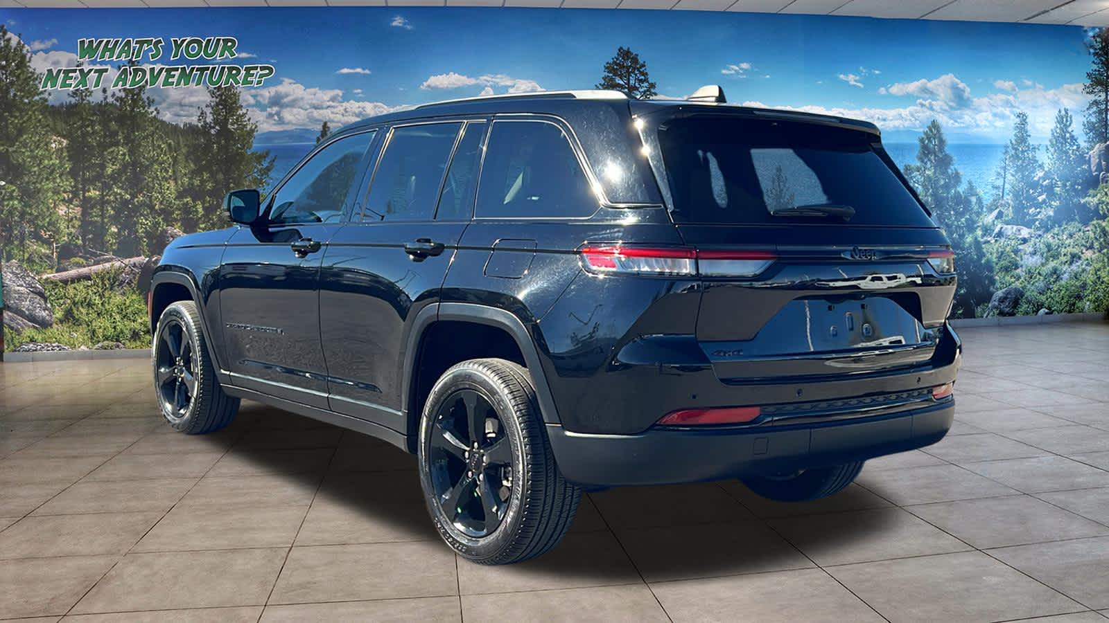 Thumbnail: 2023 Jeep Grand Cherokee - 7