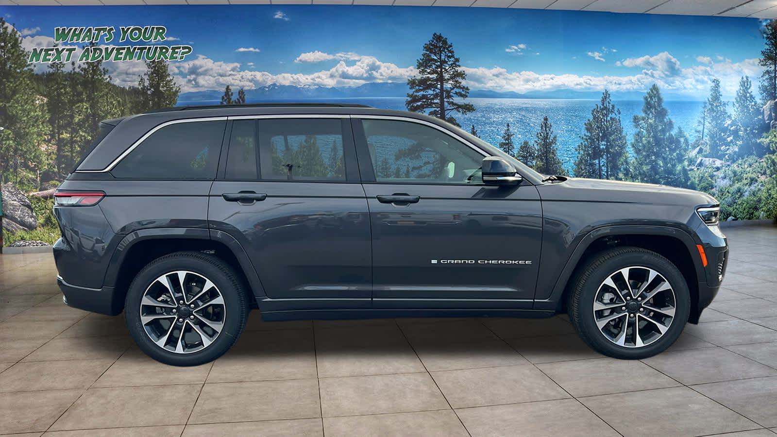 Thumbnail: 2025 Jeep Grand Cherokee - 4