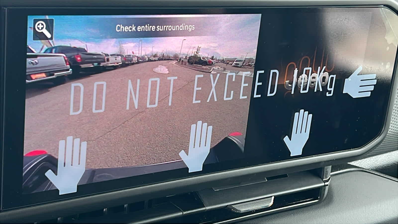 Thumbnail: 2026 Jeep Gladiator - 16