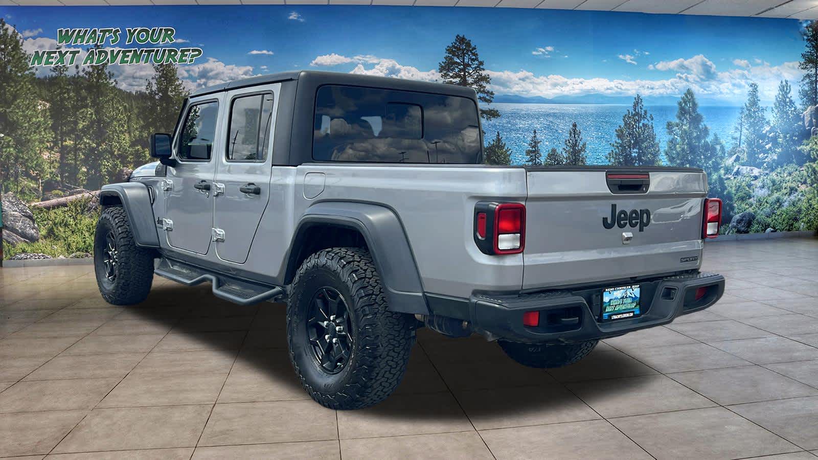 Thumbnail: 2020 Jeep Gladiator - 7