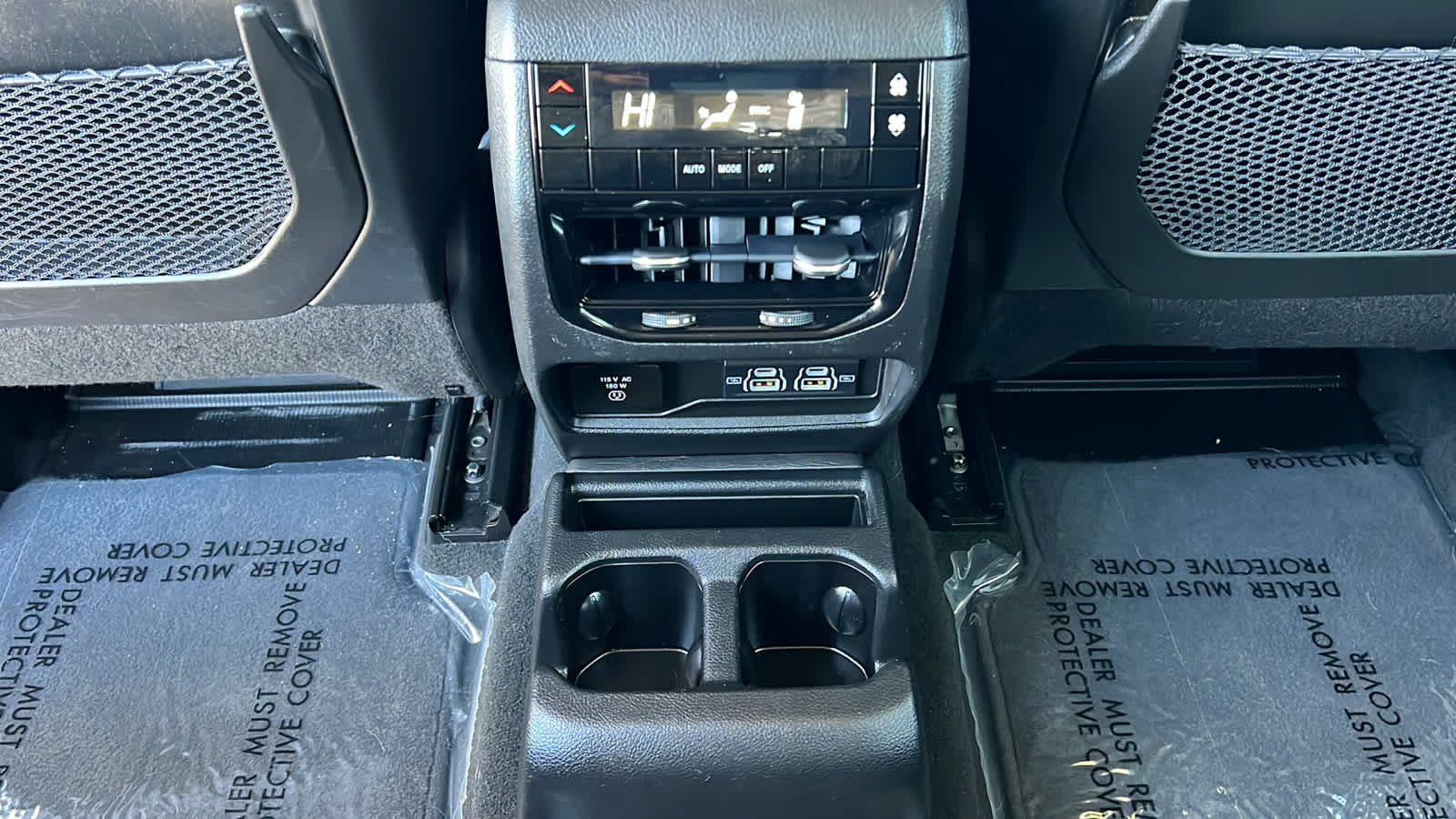 Thumbnail: 2023 Jeep Grand Cherokee - 25