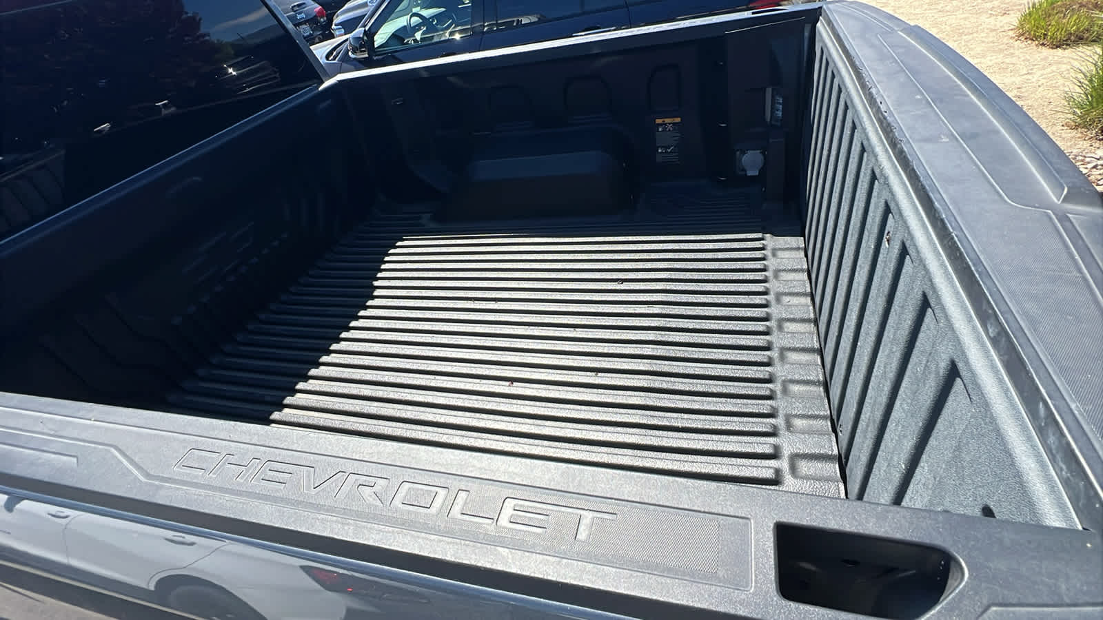 Thumbnail: 2021 Chevrolet Silverado 1500 - 8