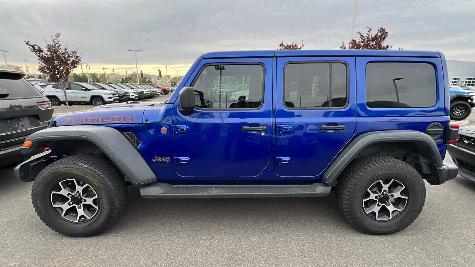 Thumbnail: 2020 Jeep Wrangler - 9
