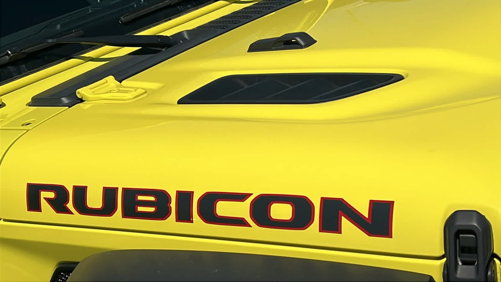 Thumbnail: 2024 Jeep Gladiator - 4