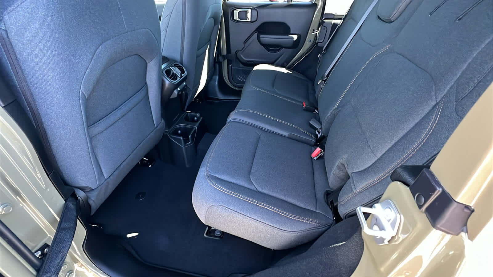 Thumbnail: 2026 Jeep Wrangler - 24