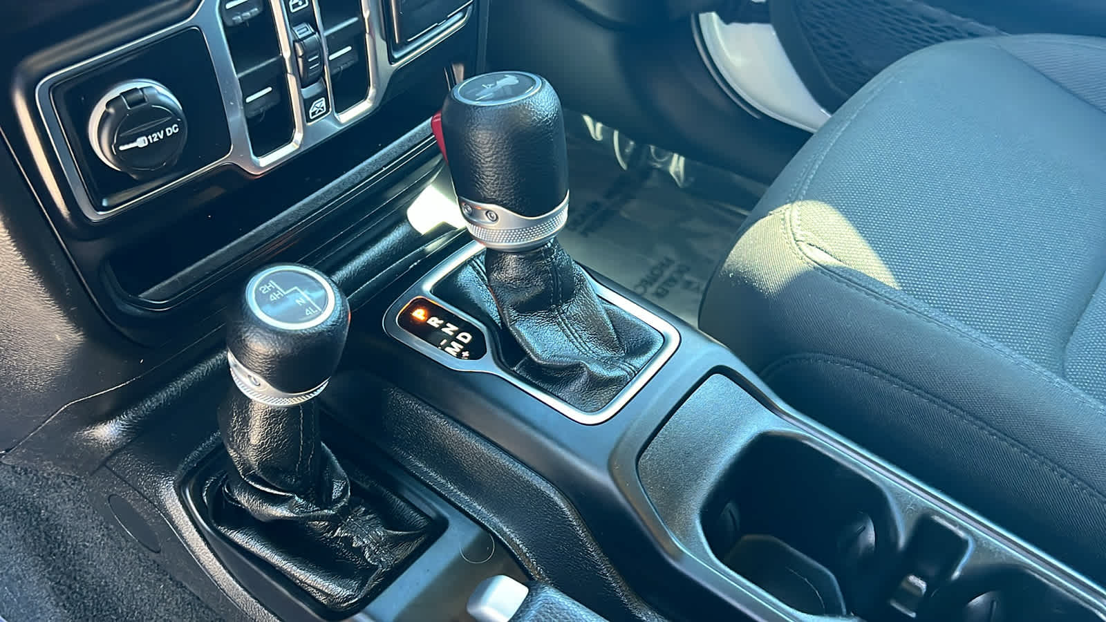 Thumbnail: 2022 Jeep Wrangler - 13