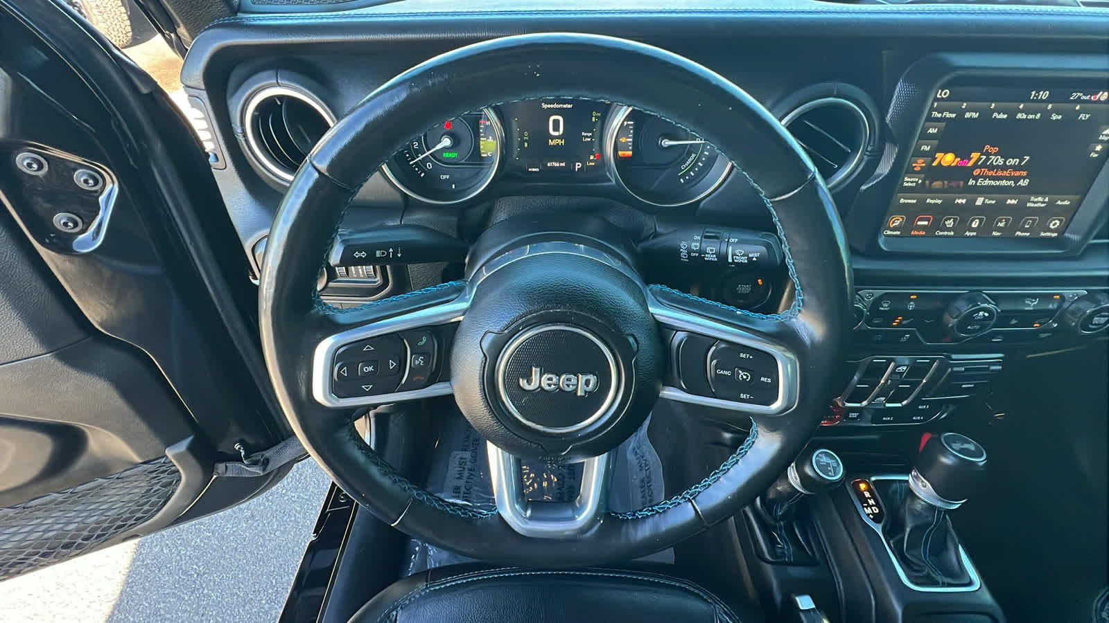 Thumbnail: 2021 Jeep Wrangler - 18