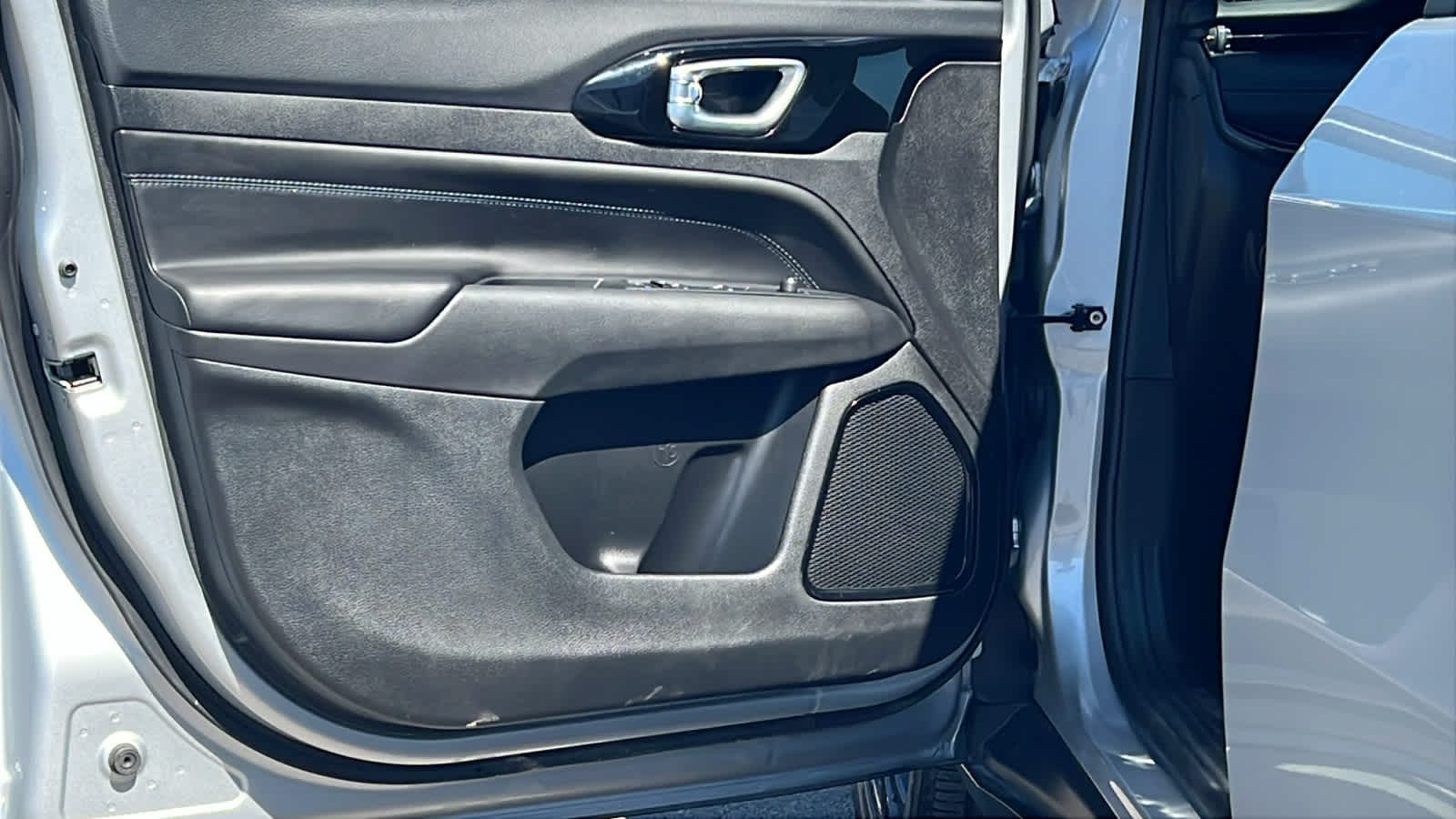 Thumbnail: 2026 Jeep Compass - 23