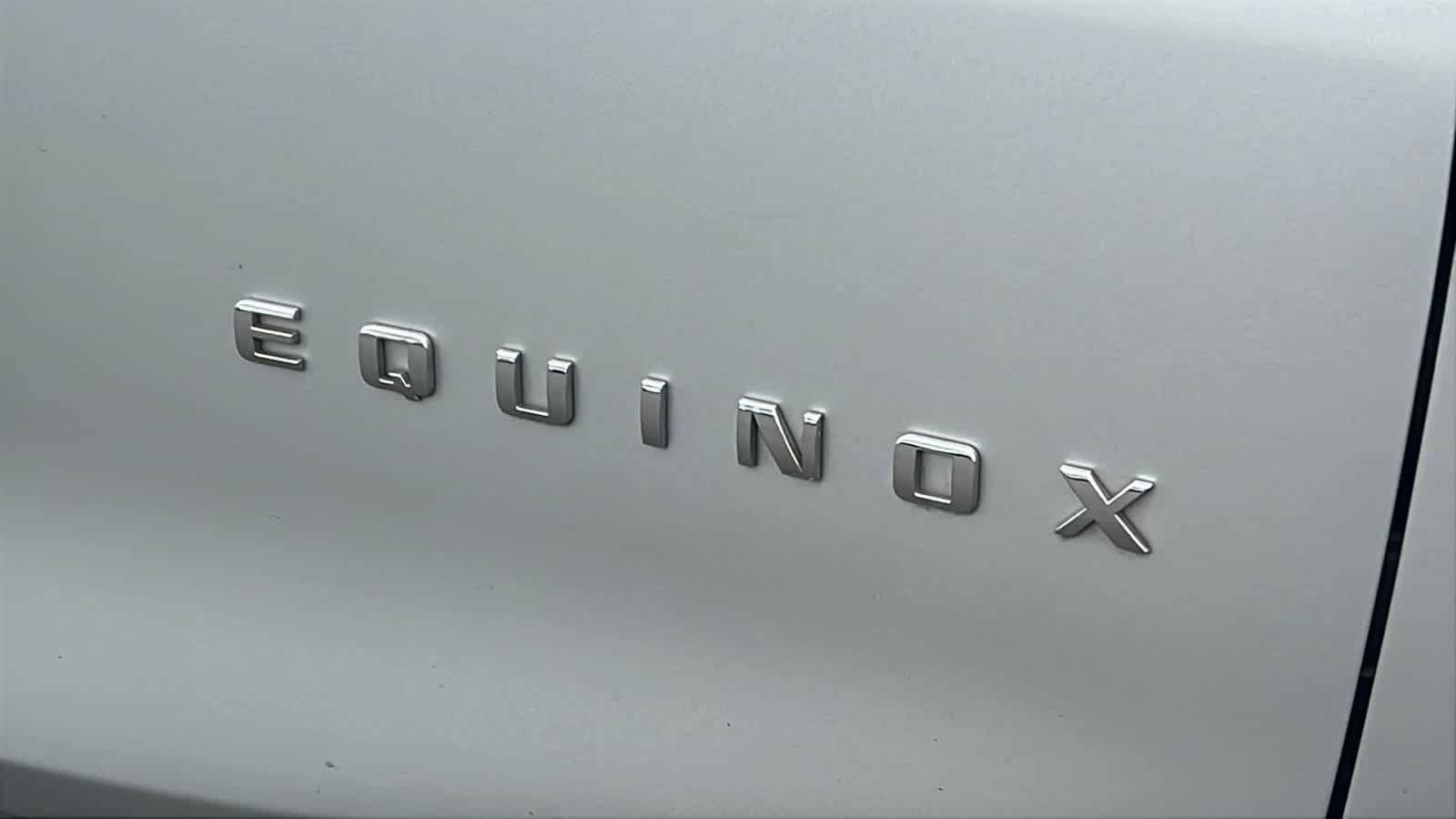 Thumbnail: 2021 Chevrolet Equinox - 3