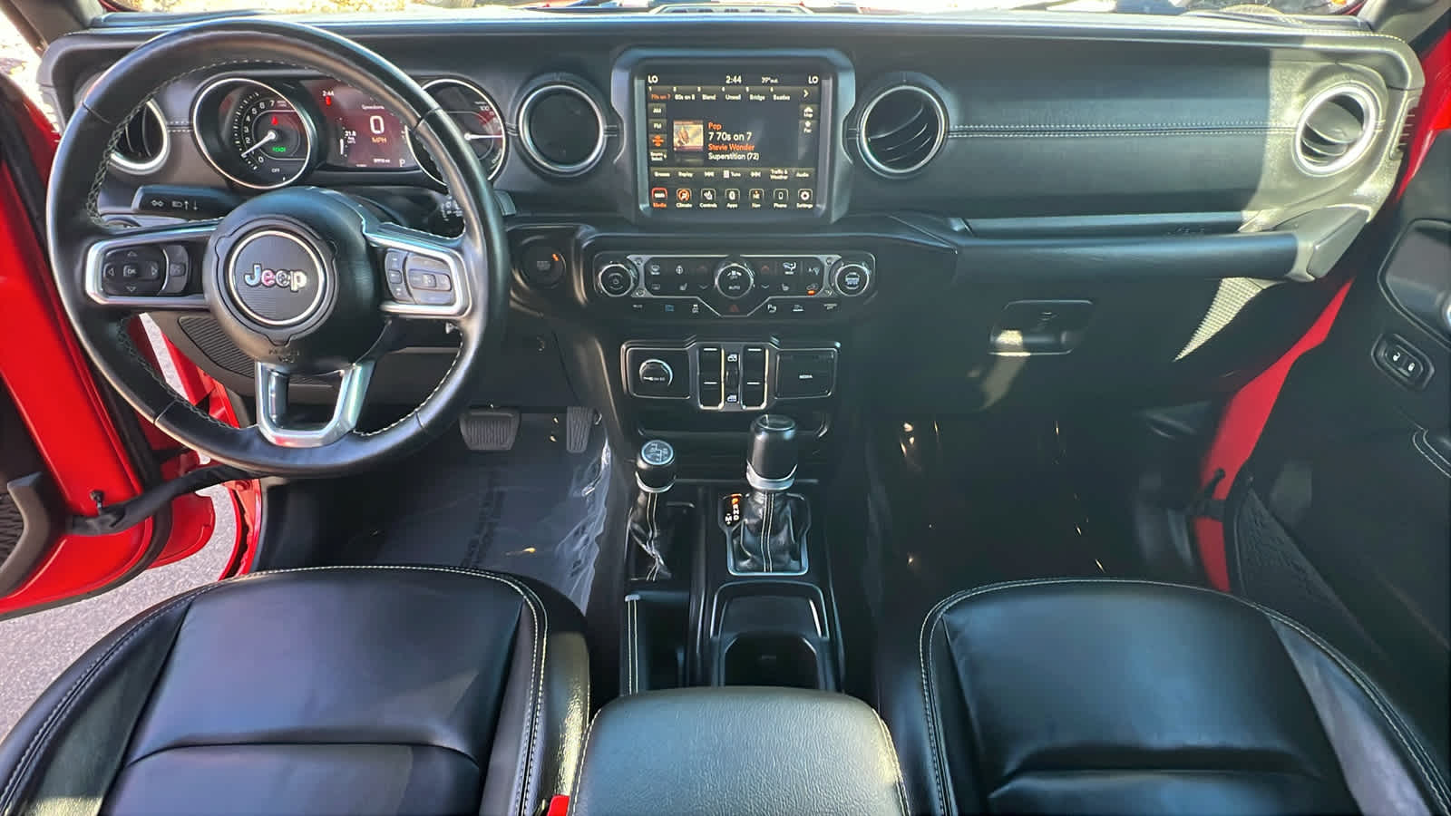 Thumbnail: 2023 Jeep Wrangler - 26