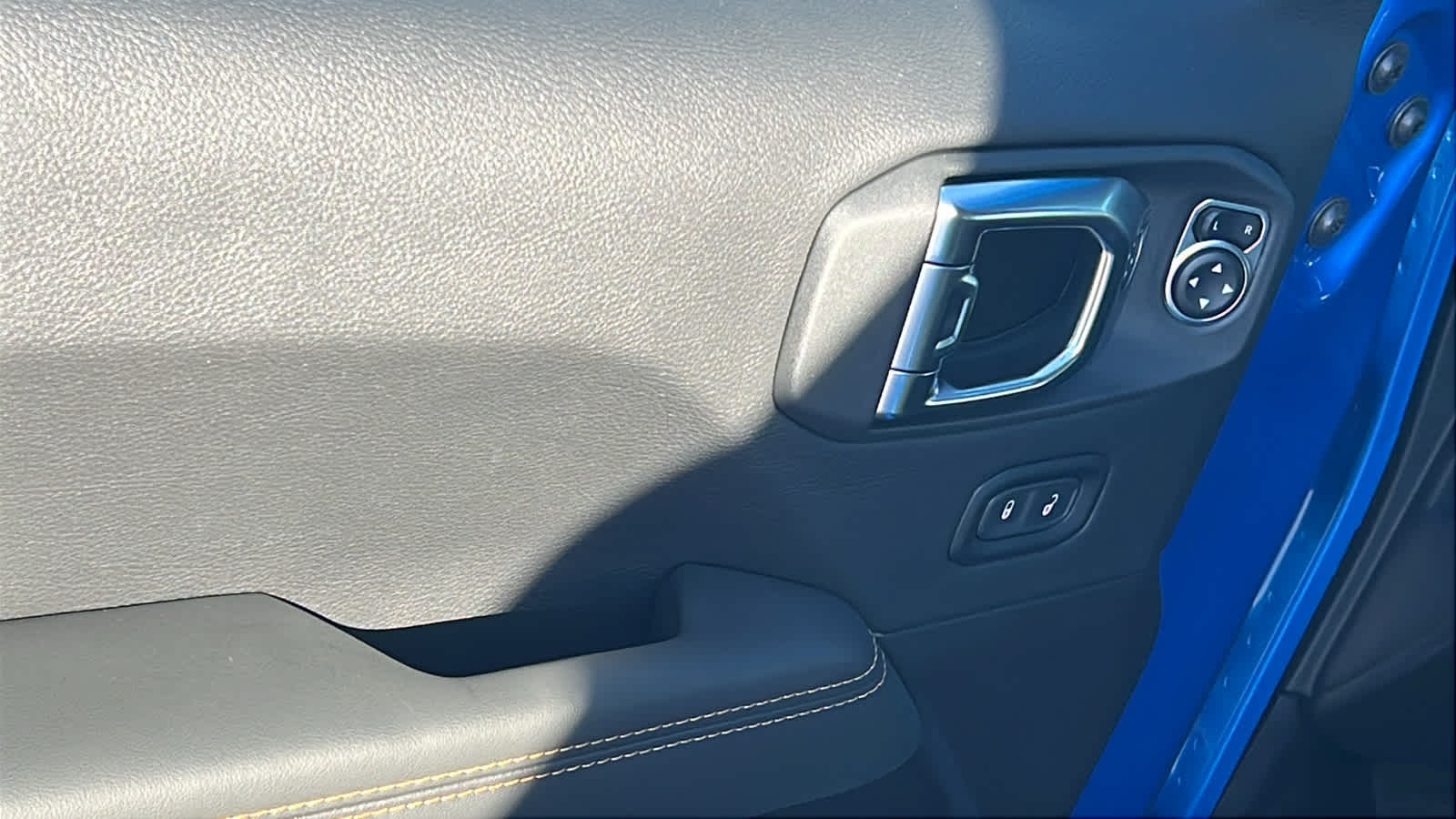 Thumbnail: 2026 Jeep Wrangler - 22