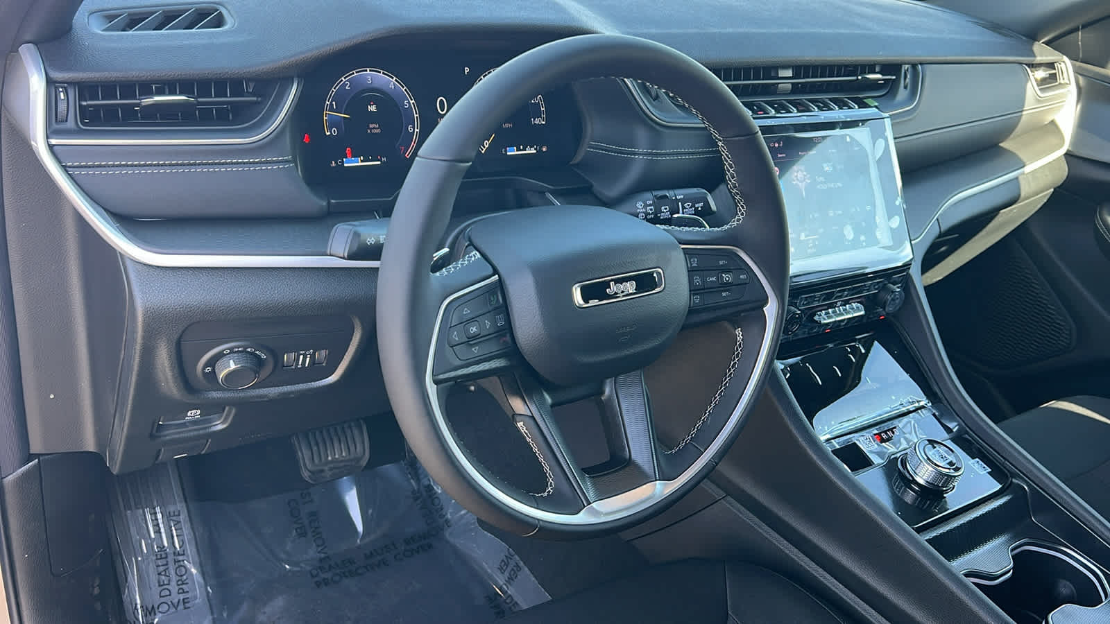 Thumbnail: 2026 Jeep Grand Cherokee - 10