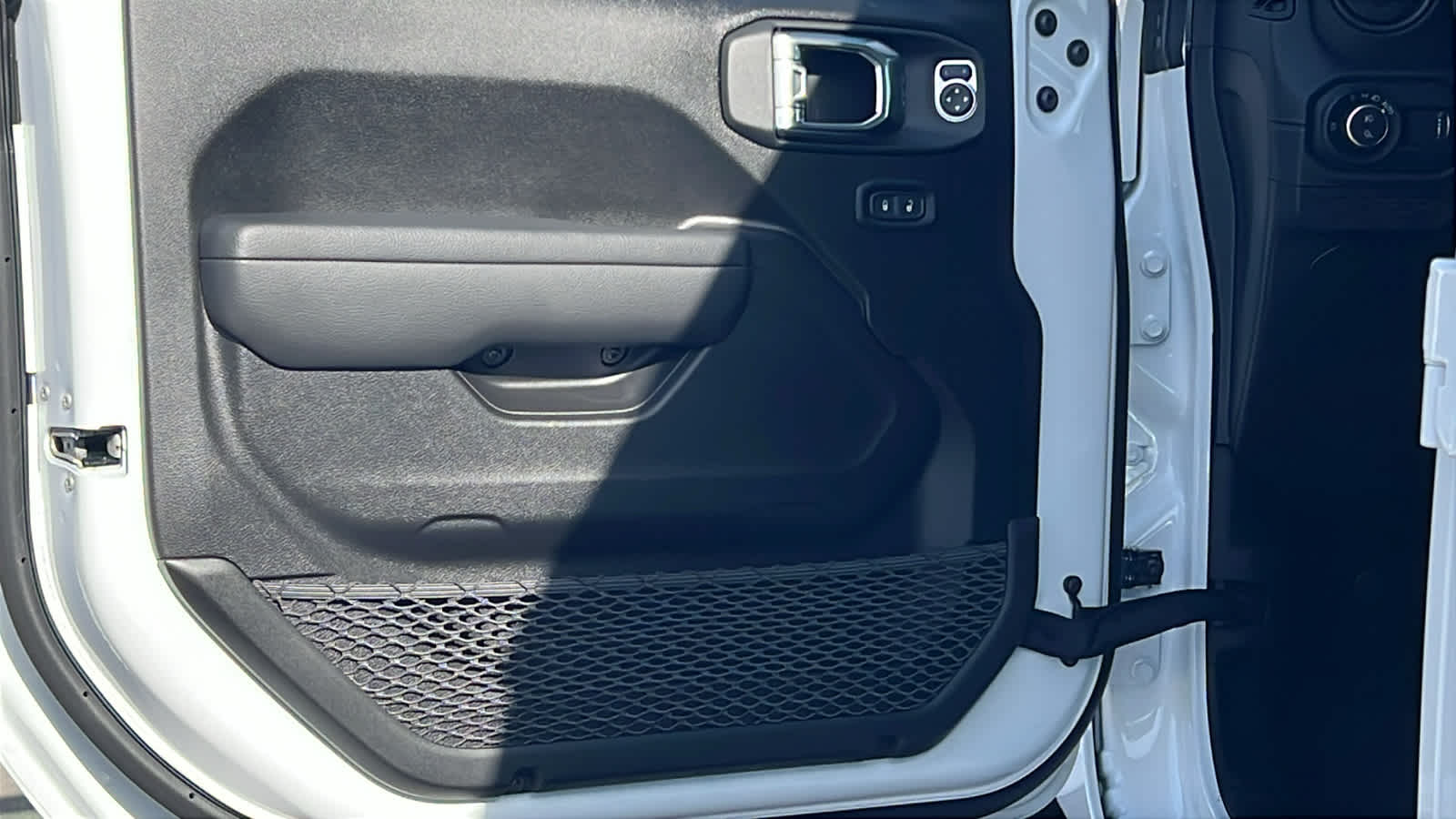 Thumbnail: 2026 Jeep Gladiator - 23