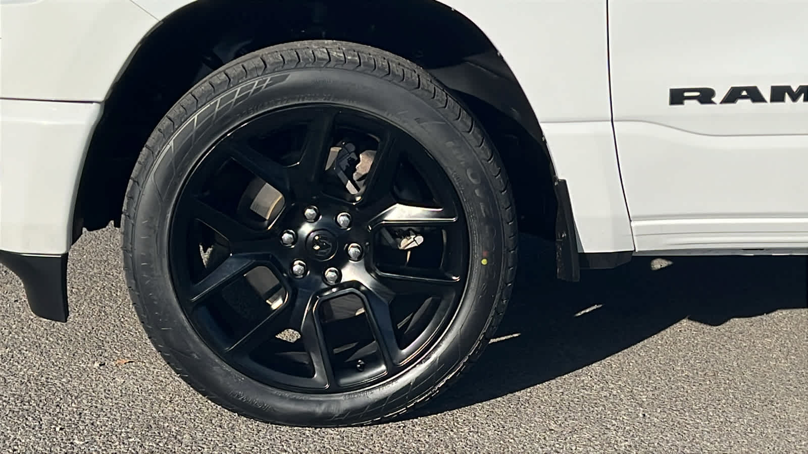 Thumbnail: 2023 RAM 1500 - 9