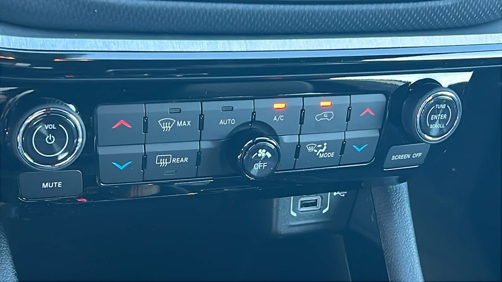 Thumbnail: 2026 Jeep Compass - 14