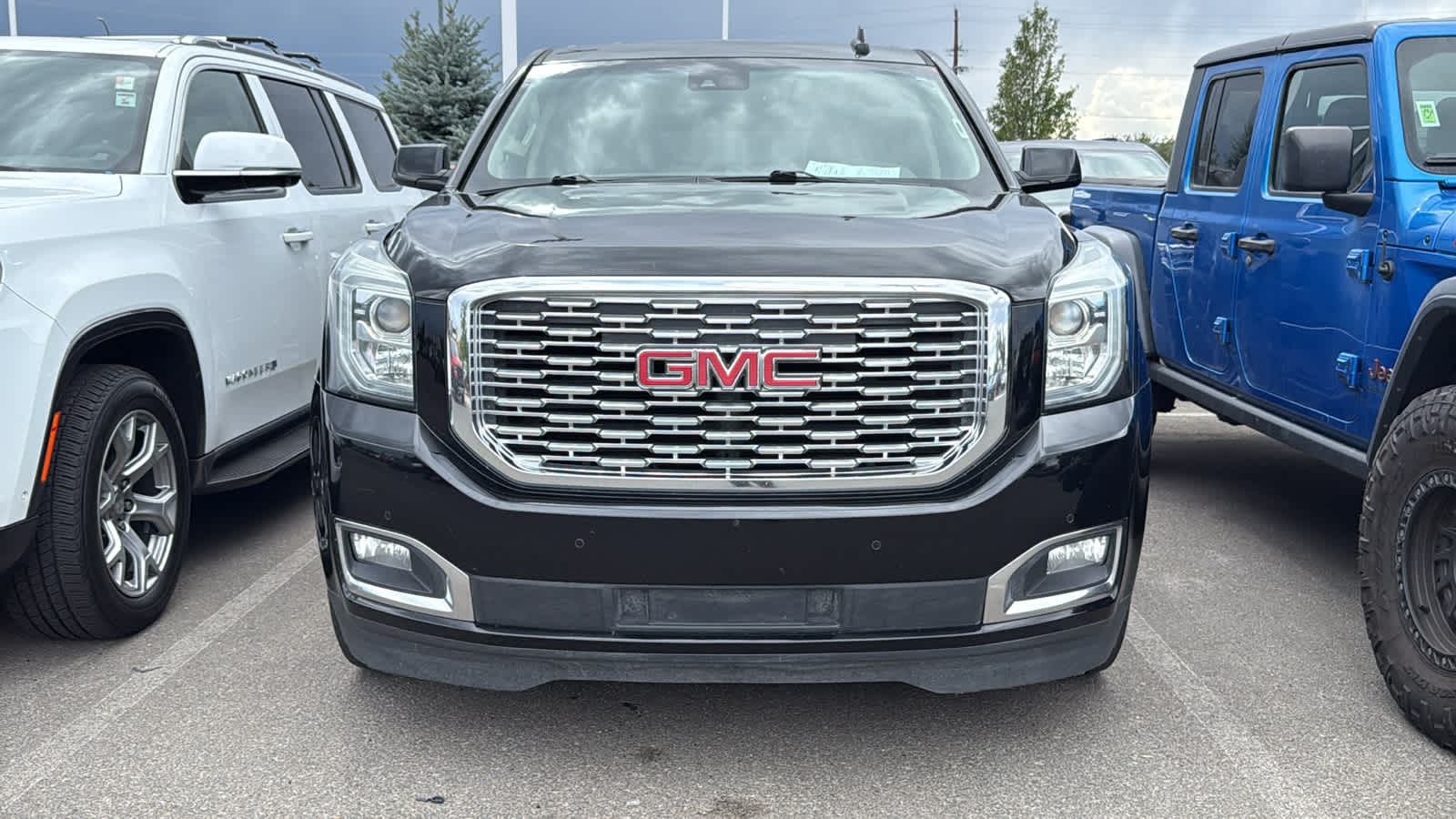 Thumbnail: 2019 GMC Yukon XL - 10