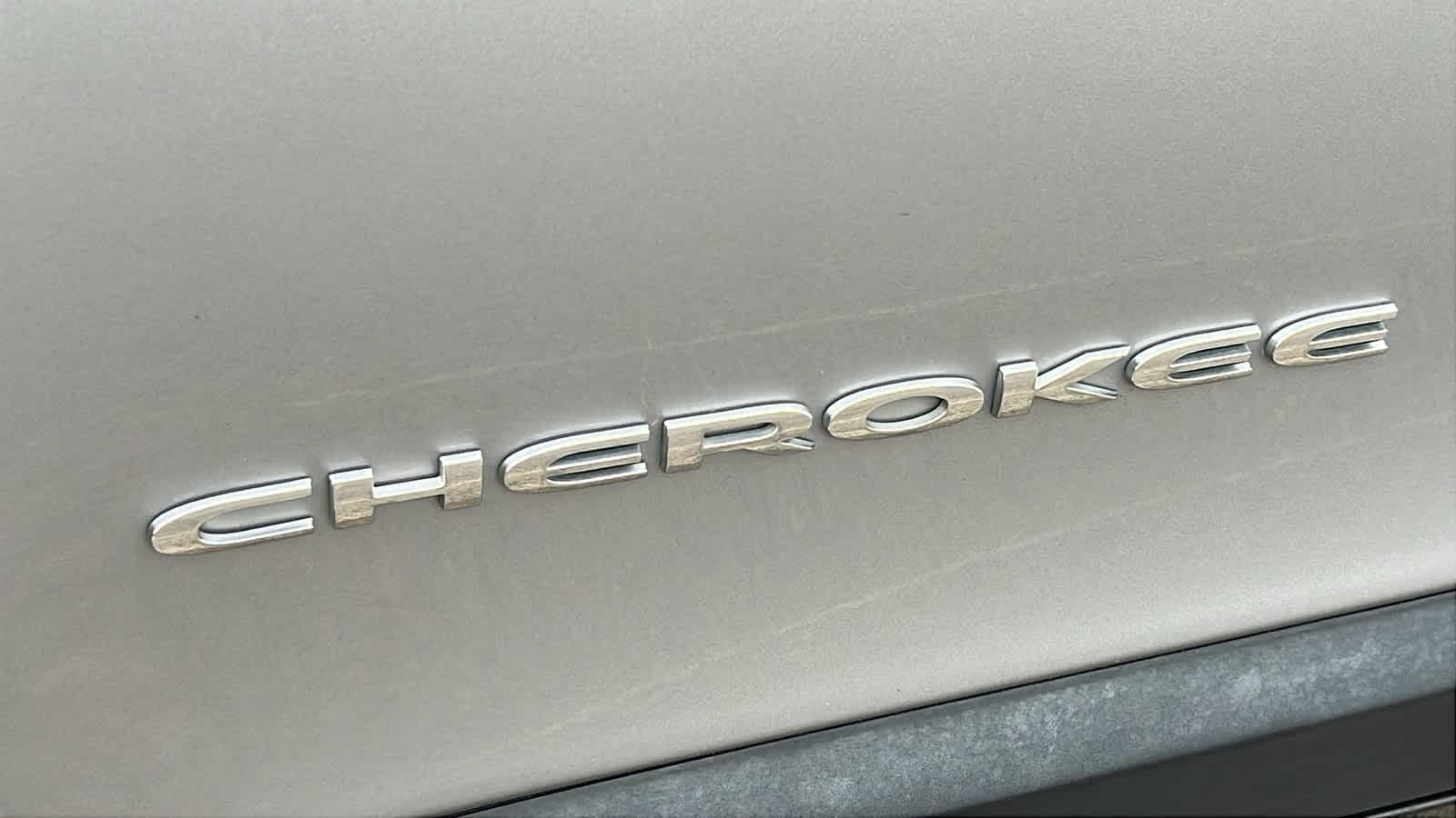 Thumbnail: 2017 Jeep Cherokee - 5