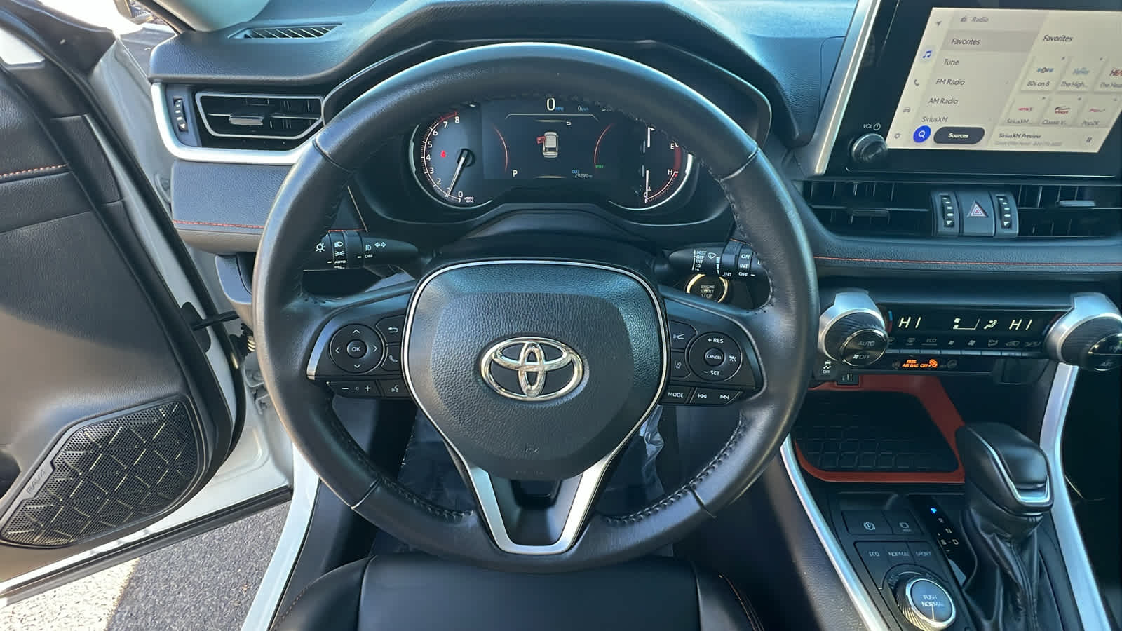 Thumbnail: 2024 Toyota RAV4 - 18