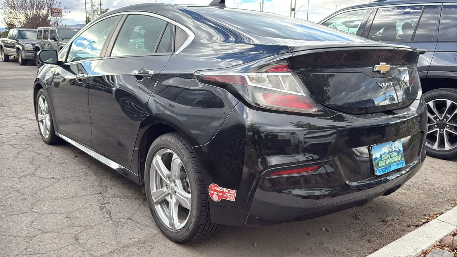 Thumbnail: 2018 Chevrolet Volt - 4
