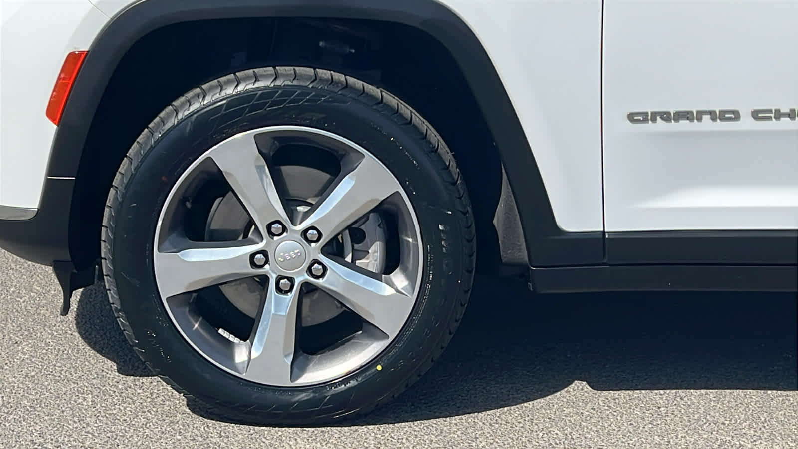 Thumbnail: 2021 Jeep Grand Cherokee L - 9