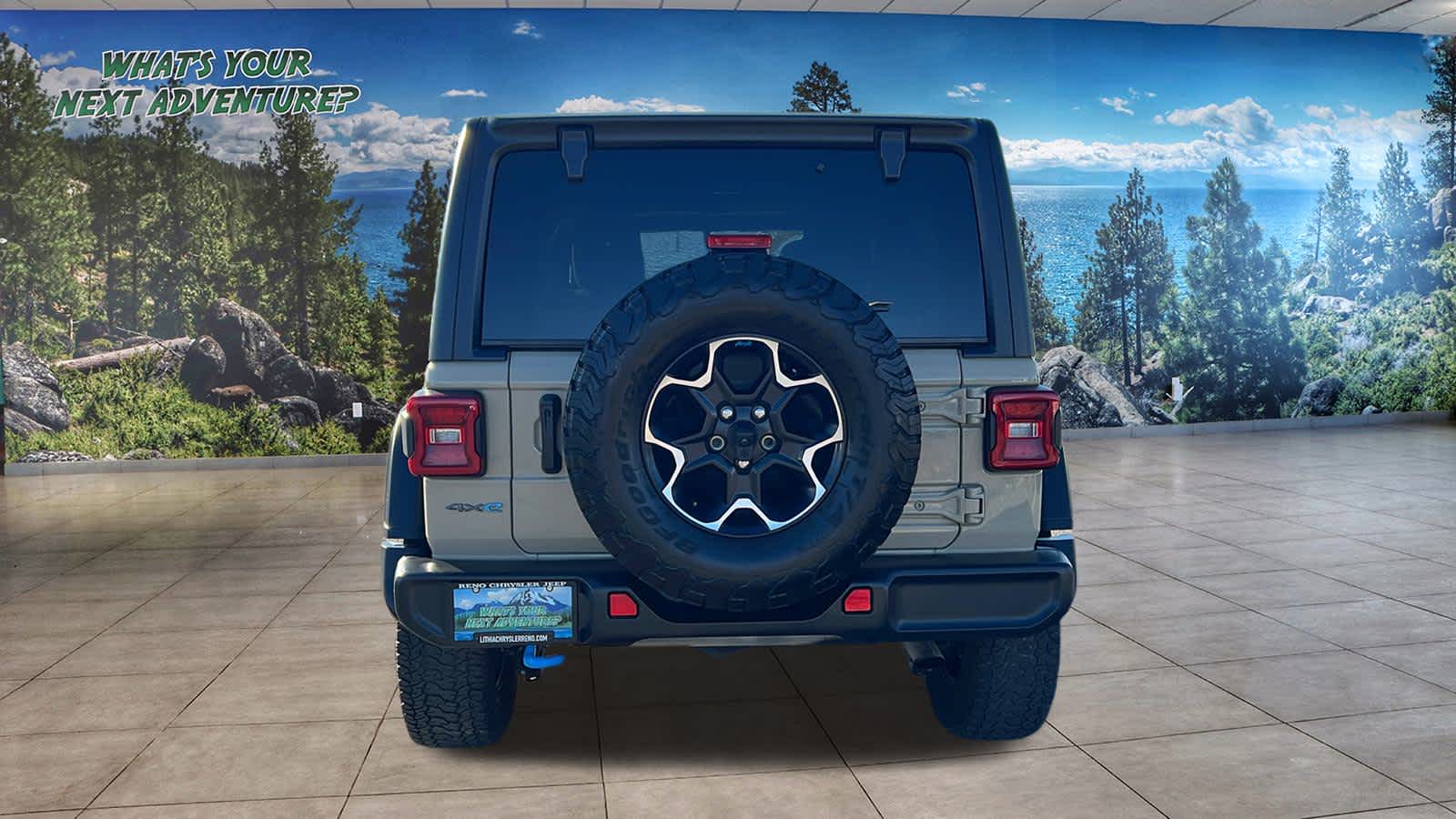 Thumbnail: 2022 Jeep Wrangler - 6