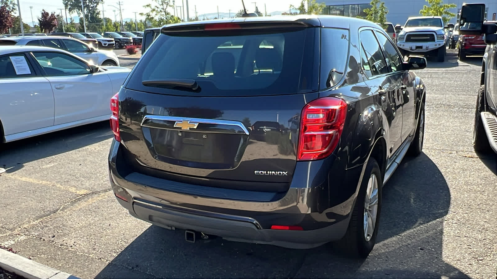 Thumbnail: 2016 Chevrolet Equinox - 9