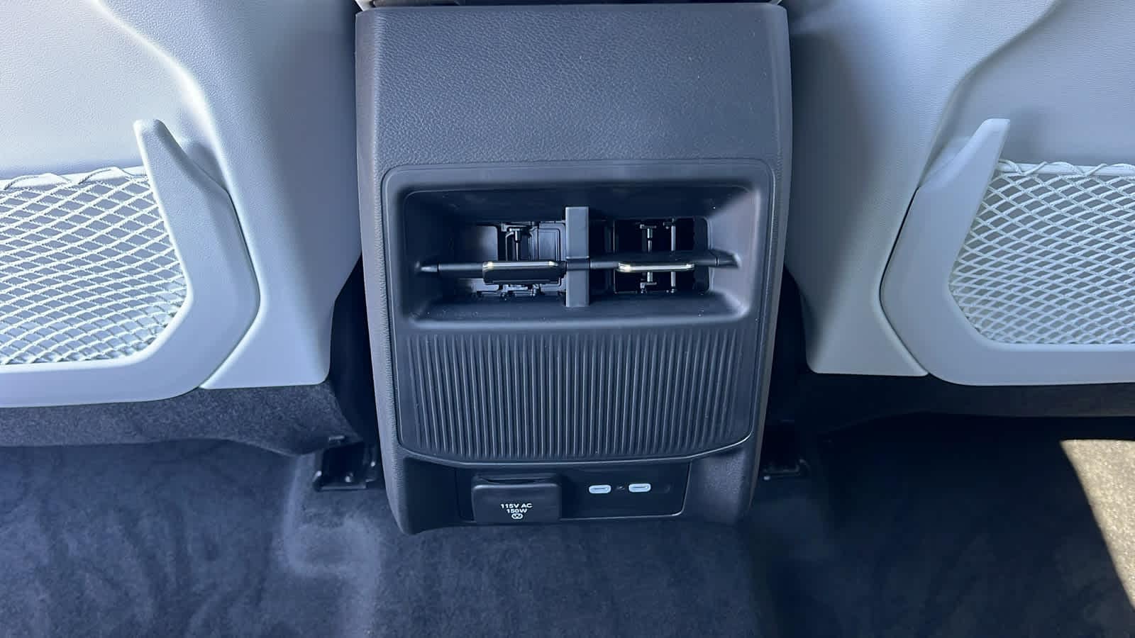 Thumbnail: 2025 Jeep Wagoneer S - 25