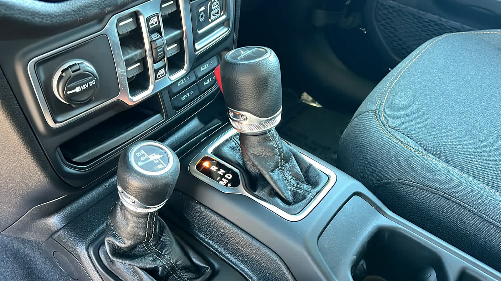 Thumbnail: 2026 Jeep Gladiator - 13