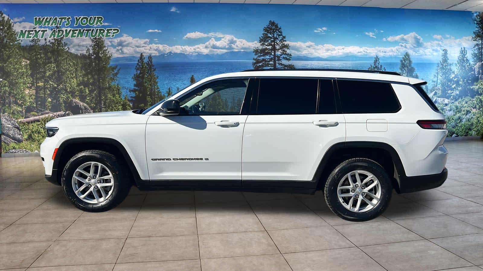 Thumbnail: 2021 Jeep Grand Cherokee L - 8