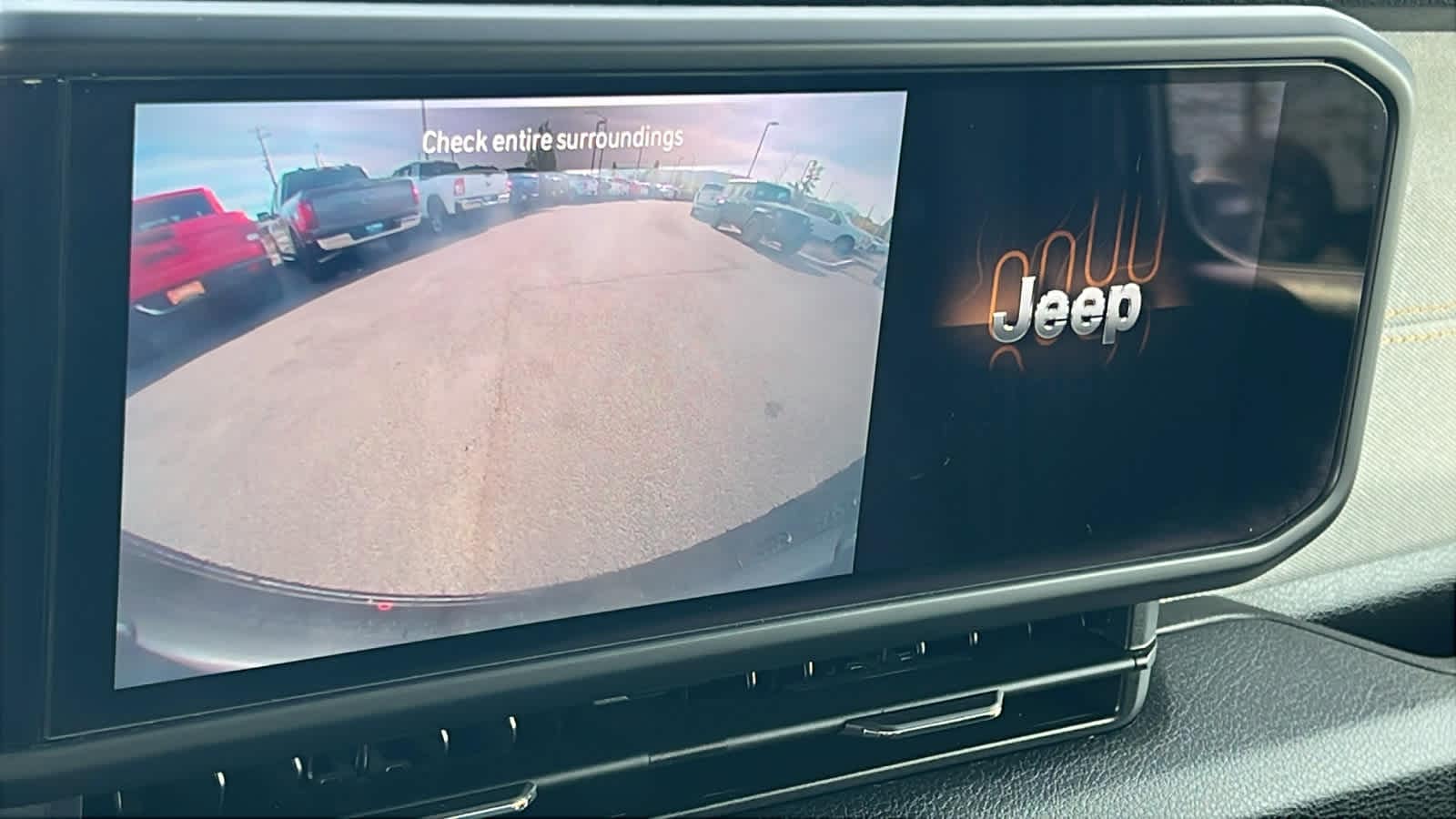 Thumbnail: 2024 Jeep Wrangler - 16