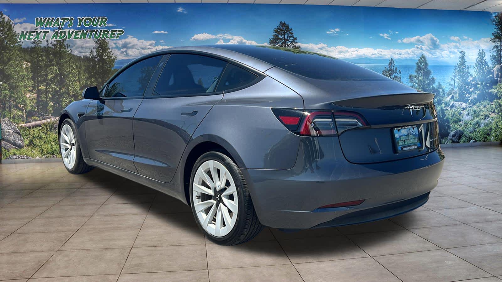 Thumbnail: 2023 Tesla Model 3 - 7