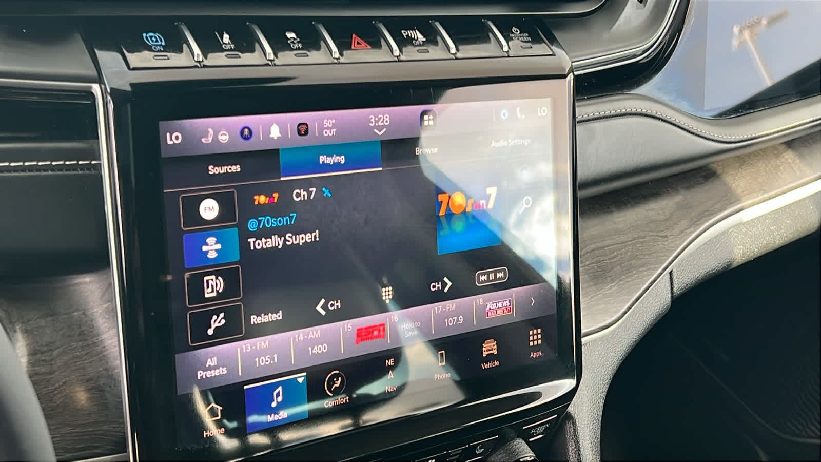 Thumbnail: 2022 Jeep Grand Cherokee - 15