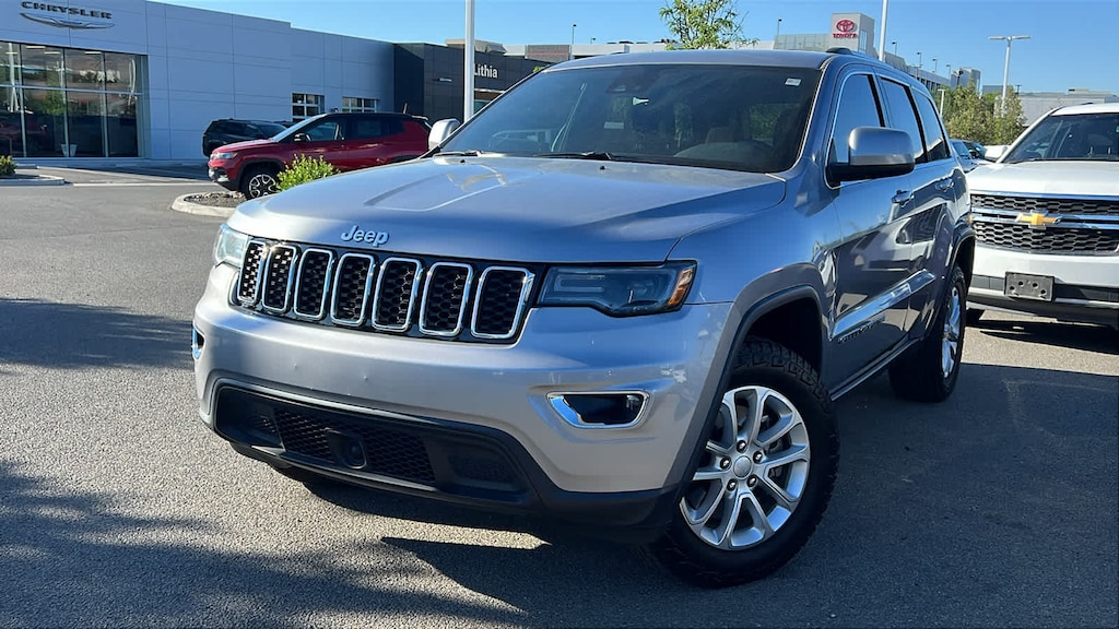 Used 2021 Jeep Grand Cherokee Laredo E SUV