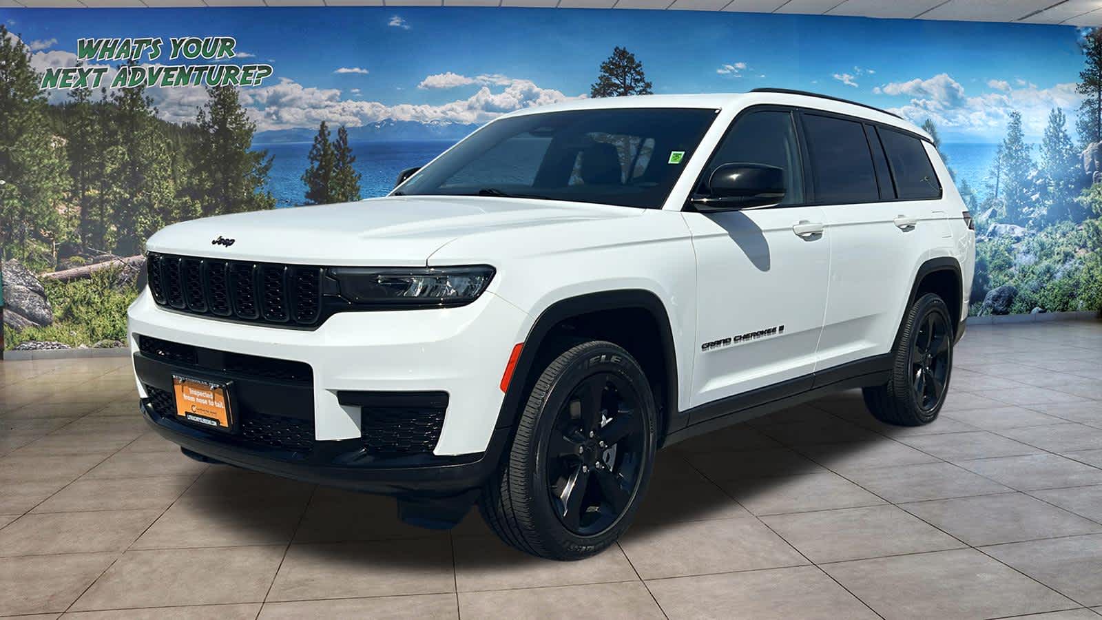 Thumbnail: 2023 Jeep Grand Cherokee - 1