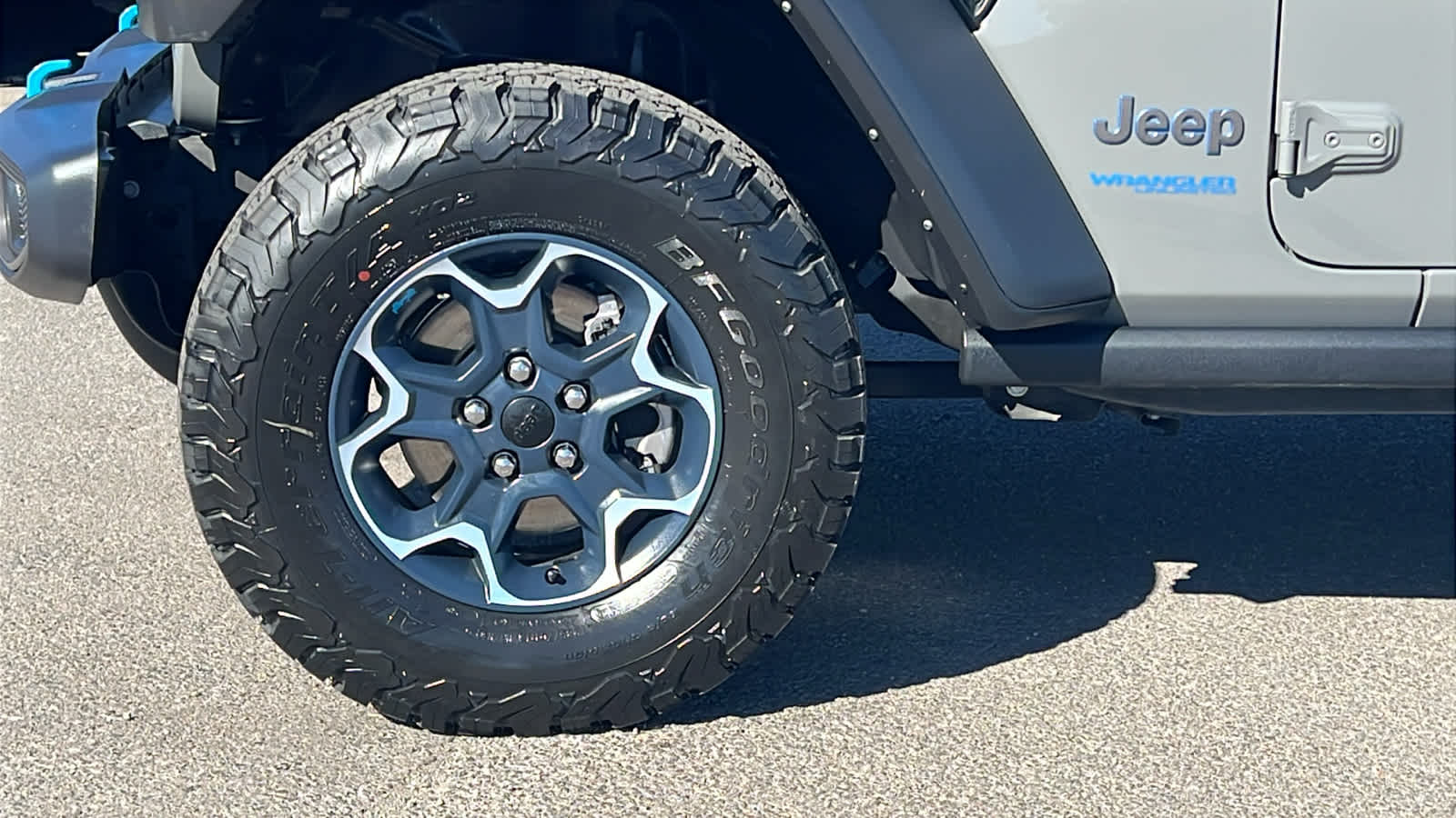 Thumbnail: 2022 Jeep Wrangler - 9