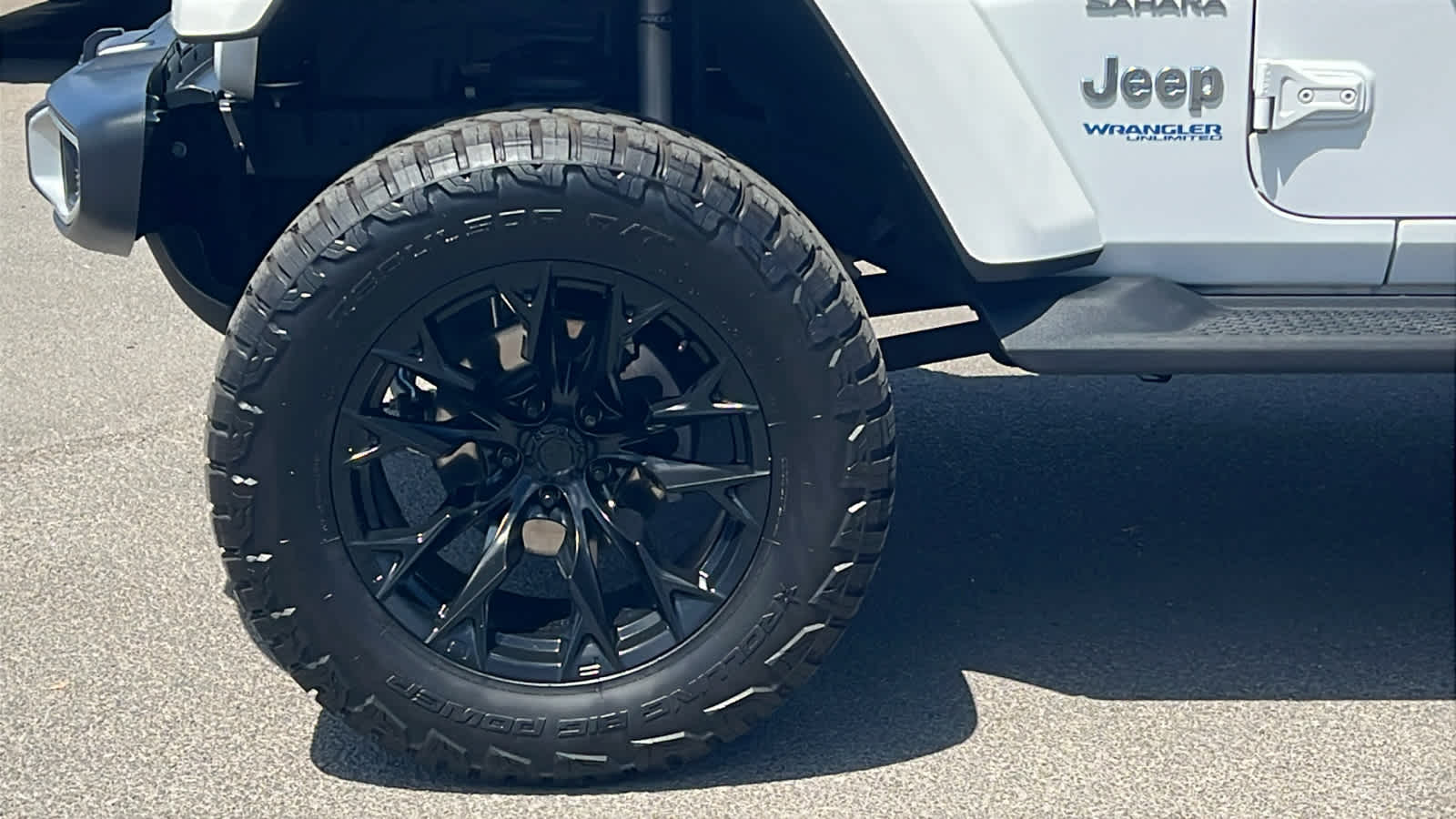 Thumbnail: 2021 Jeep Wrangler - 9