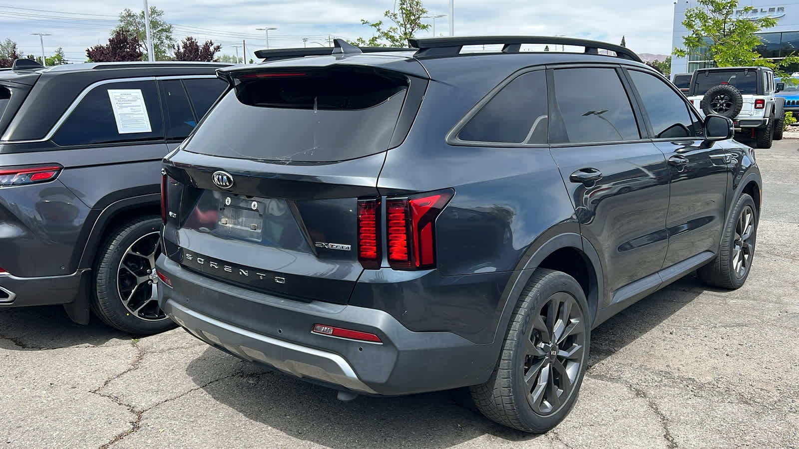 Thumbnail: 2021 Kia Sorento - 8