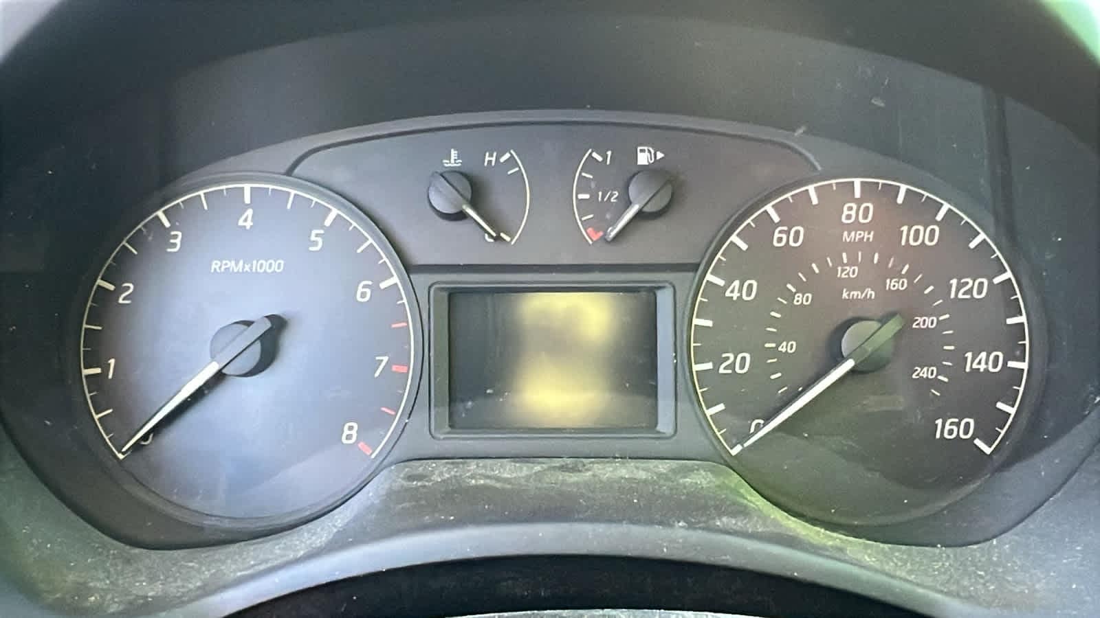 Thumbnail: 2017 Nissan Sentra - 6