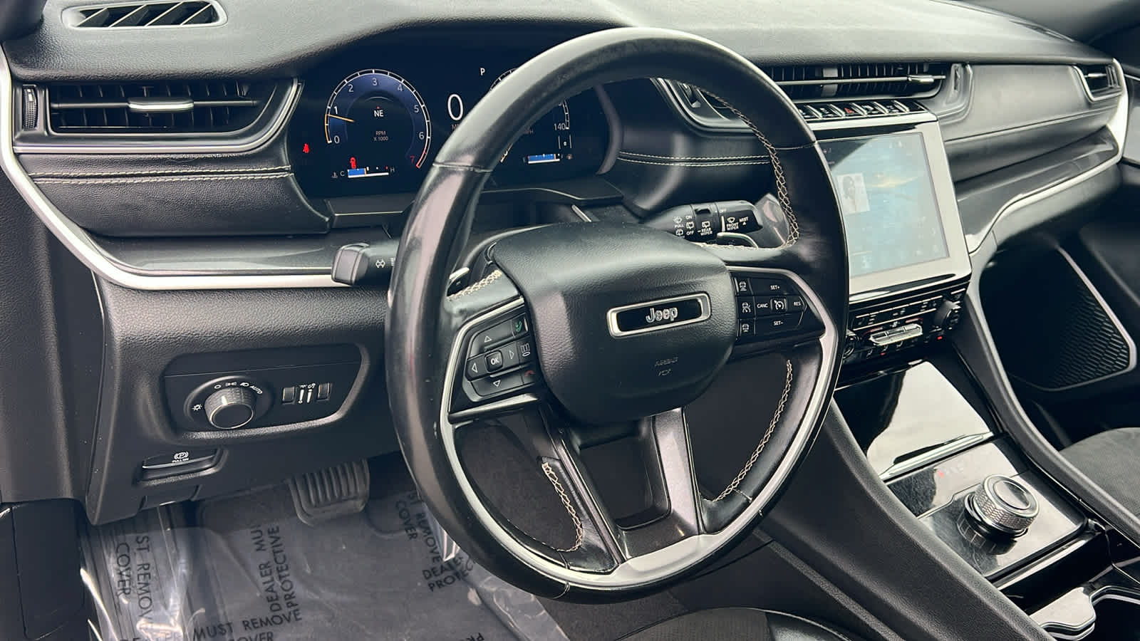 Thumbnail: 2021 Jeep Grand Cherokee L - 10