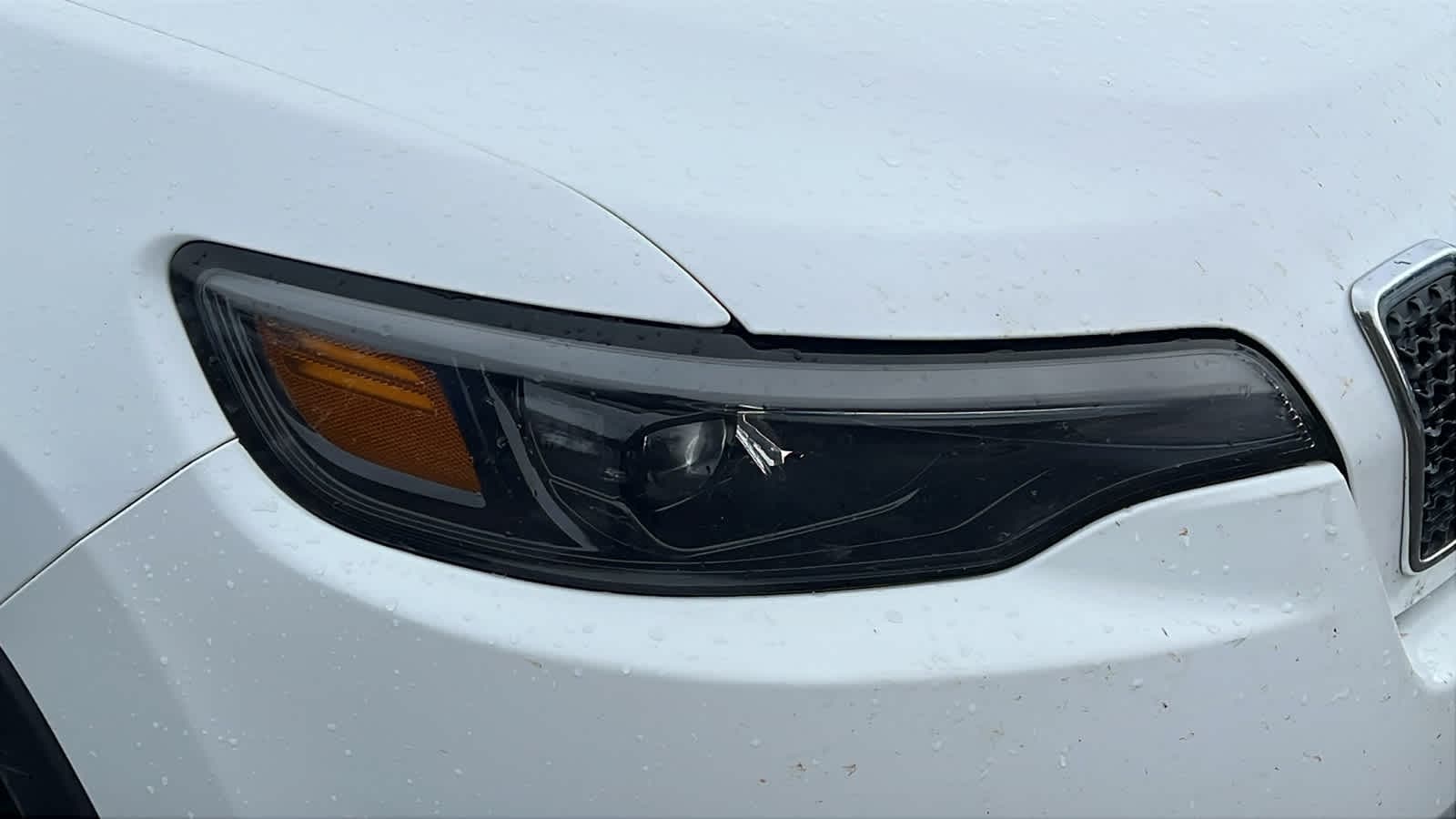 Thumbnail: 2020 Jeep Cherokee - 4