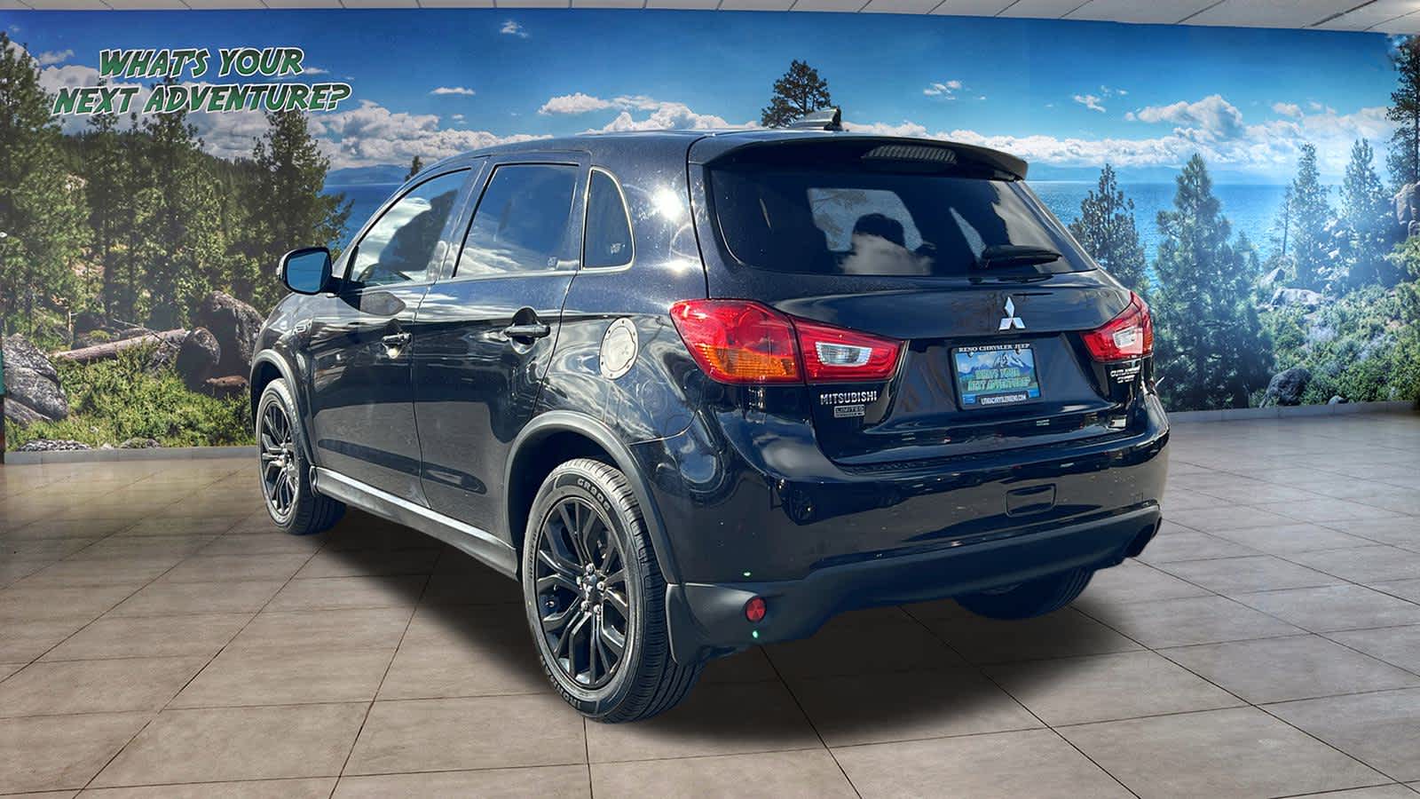 Thumbnail: 2017 Mitsubishi Outlander Sport - 7
