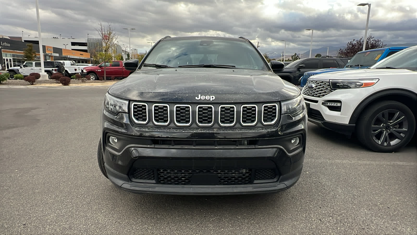 Used 2025 Jeep Compass Latitude SUV